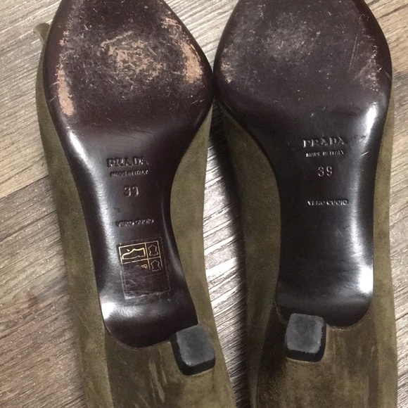 Prada heels - Picture 2 of 3